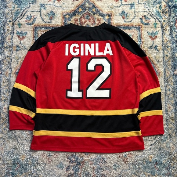 NHL Calgary Flames Jerome Iginla Hockey Jersey Medium - Picture 2 of 5
